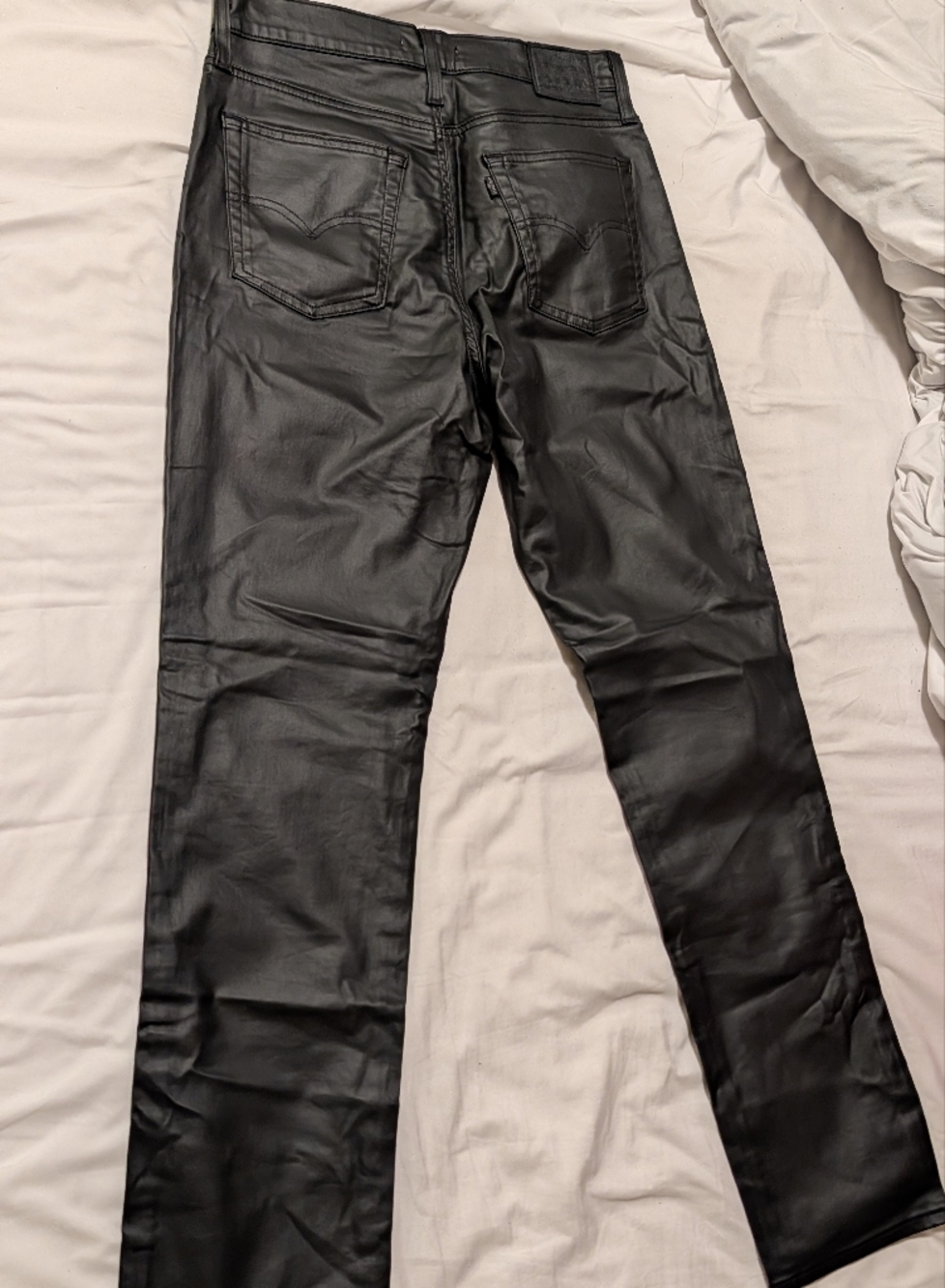 Levi's 724 Premium High Rise Straight Faux Leather Pants in Black 29x32 NWOT - Picture 12 of 16